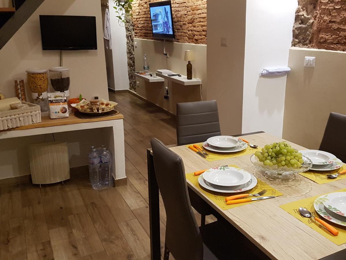 Holiday House Da Carlo CTA Exterior foto